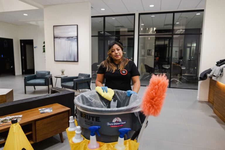 Dura-Shine Clean professional janitorial cleaner services in Pasco